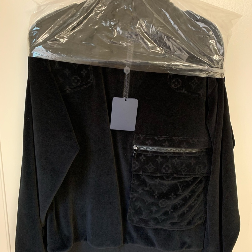 Louis Vuitton/Virgil Abloh Velour Half Zip size Medium